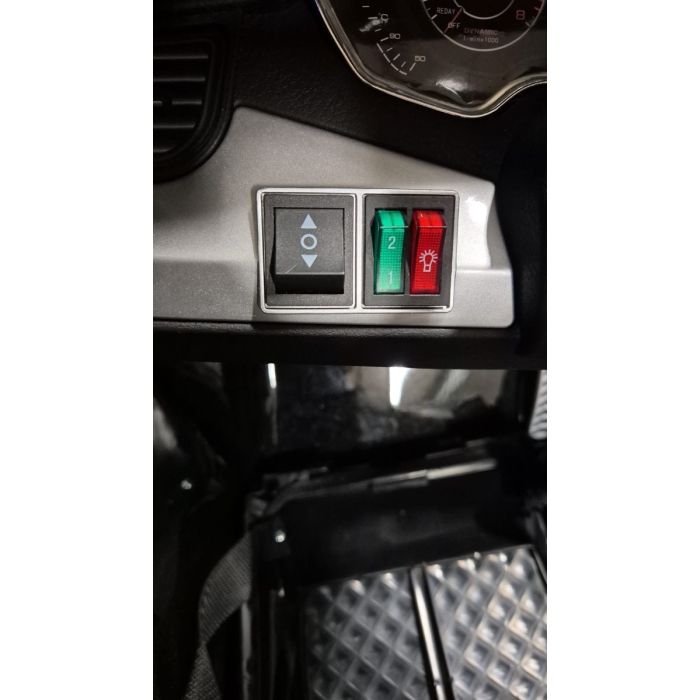 Accu Kinderauto Audi Q5 Zwart Metallic 4X4 2 Persoons 24V