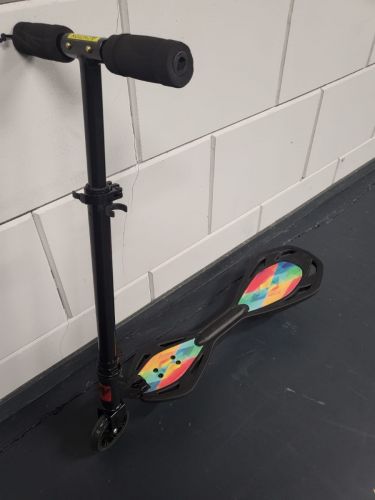 Wave Scooter Prisma Rainbow
